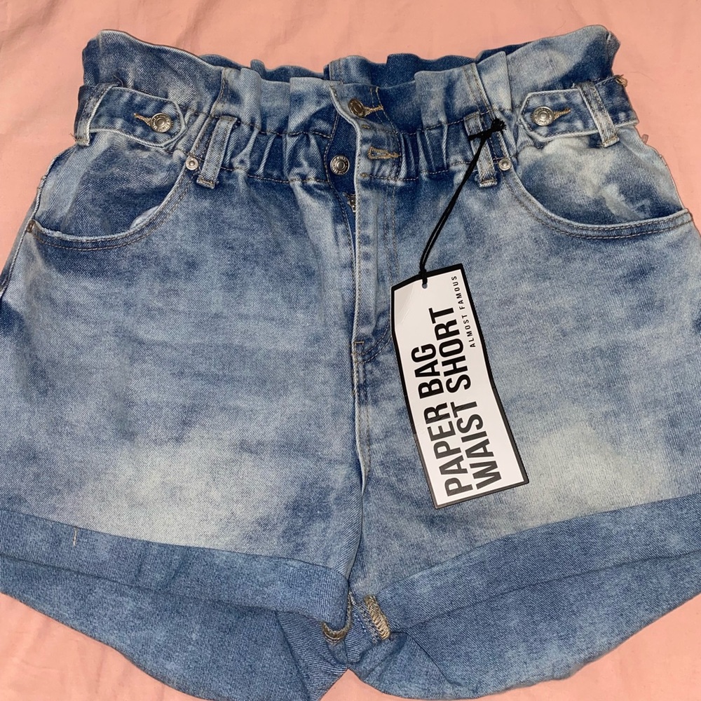 Jean shorts with tag